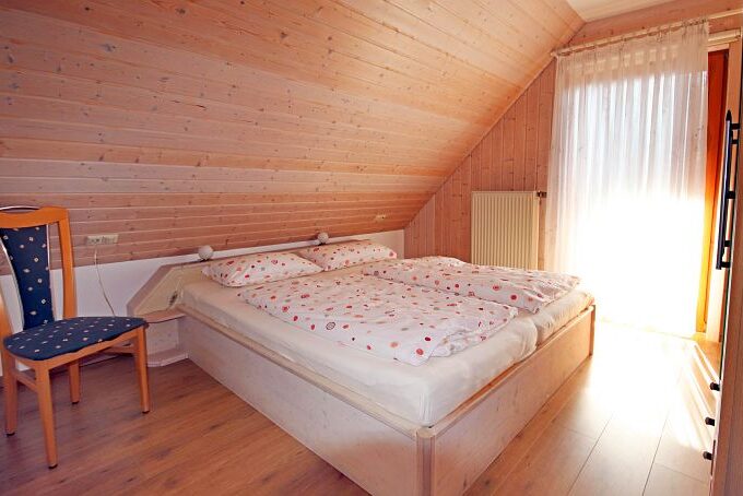Ferienwohnung Wiesenblick - Schlafzimmer